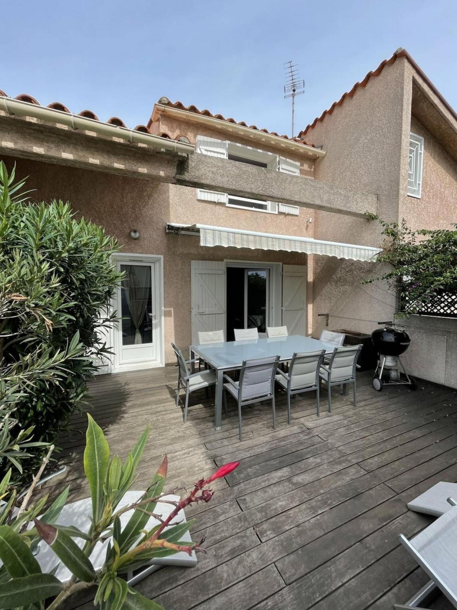 Belle Maison 6 Pers Au Port De St Cyprien Saint-Cyprien  Exterior photo